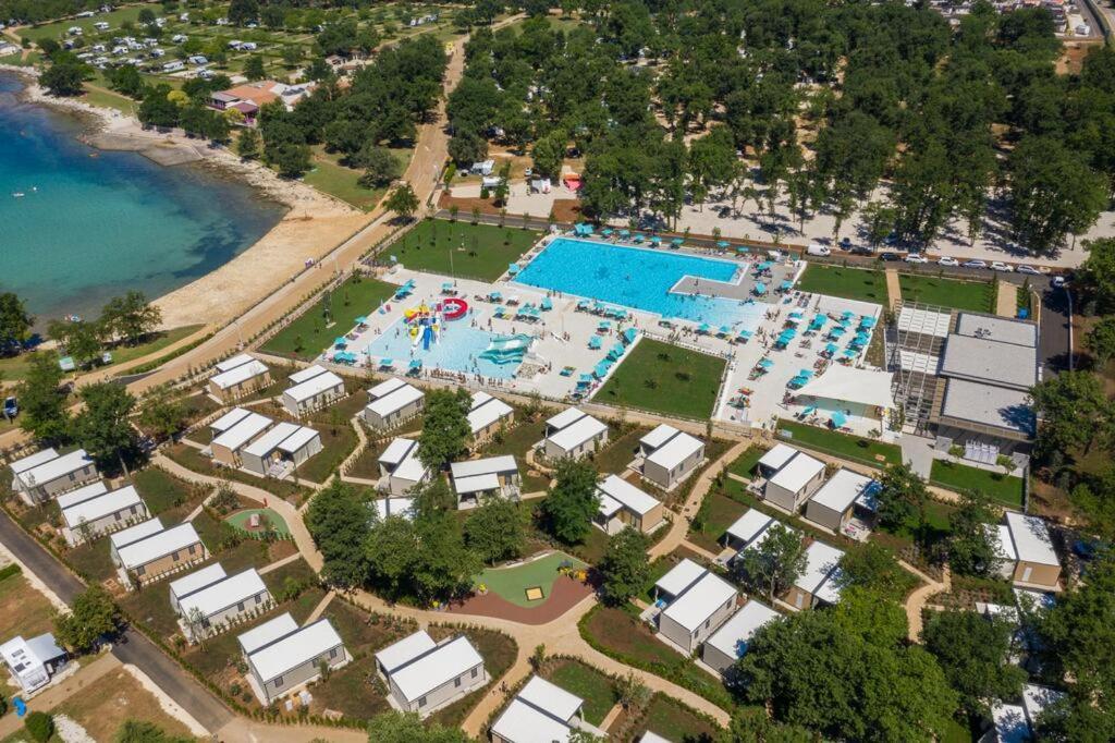 Panorama Mobile Homes In Camping Park Umag Exterior foto